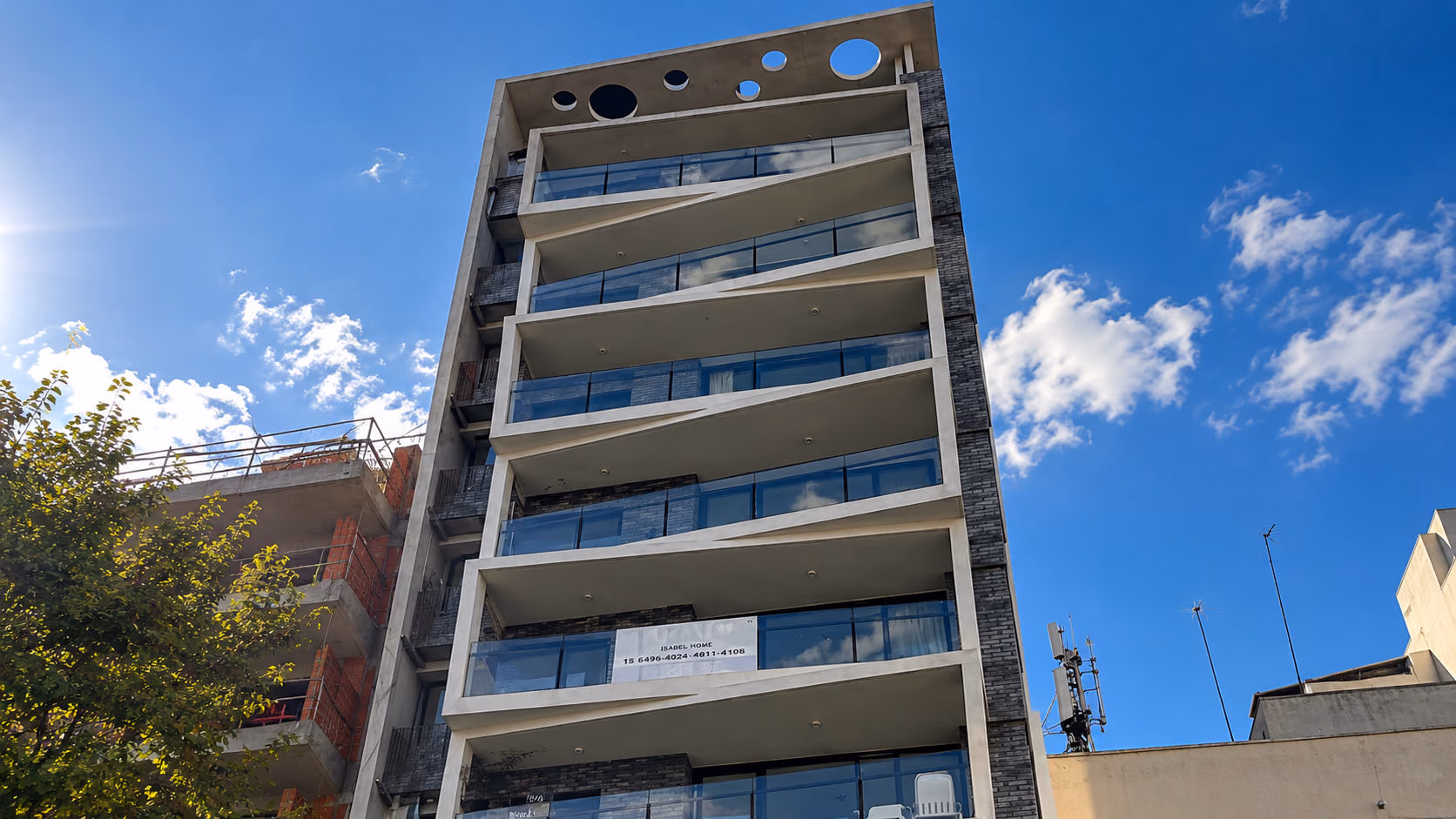 Obra en Avellaneda 2009, Flores, CABA
